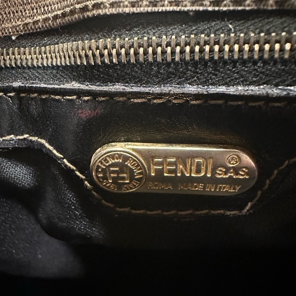 Vintage FENDI Bucket Bag - Picture 5 of 10